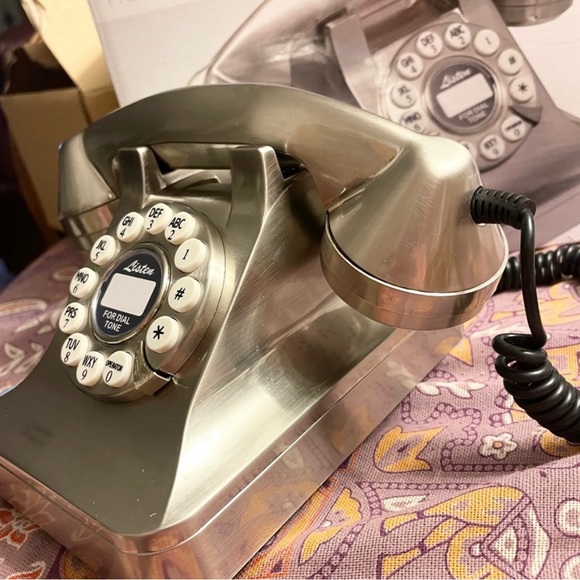 Retro 50’s stainless steel finish landline phone NWOT - Picture 2 of 10